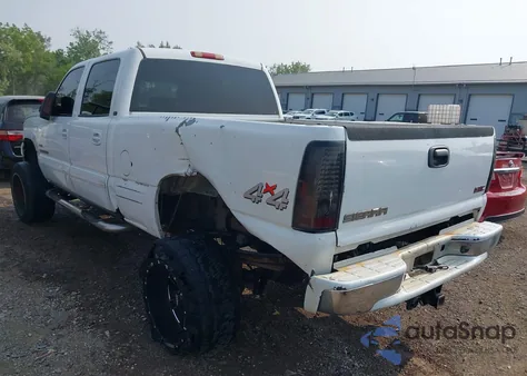 2006 Chevrolet Silverado 2500Hd Lt1 from USA, damaged, VIN 1GCHK23D06F160988
